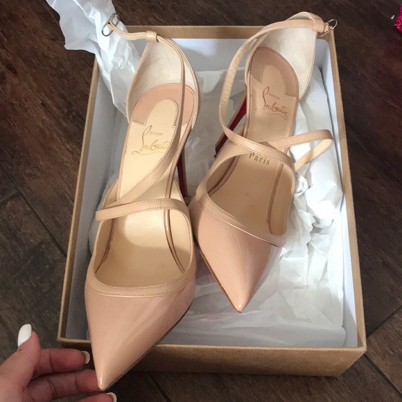 Christian Louboutin Shoes - Red bottoms